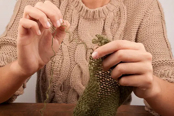 first steps of learning to knit