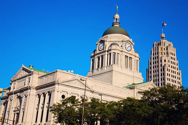 Old courthouse in the center of Fort Wayne "Old courthouse in the center of South Bend, Indiana." south bend stock pictures, royalty-free photos & images