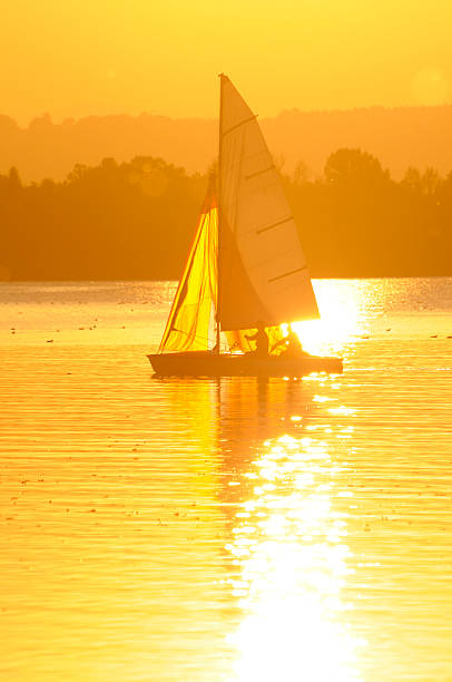 Sailing boat Sailing boat malerisch stock pictures, royalty-free photos & images