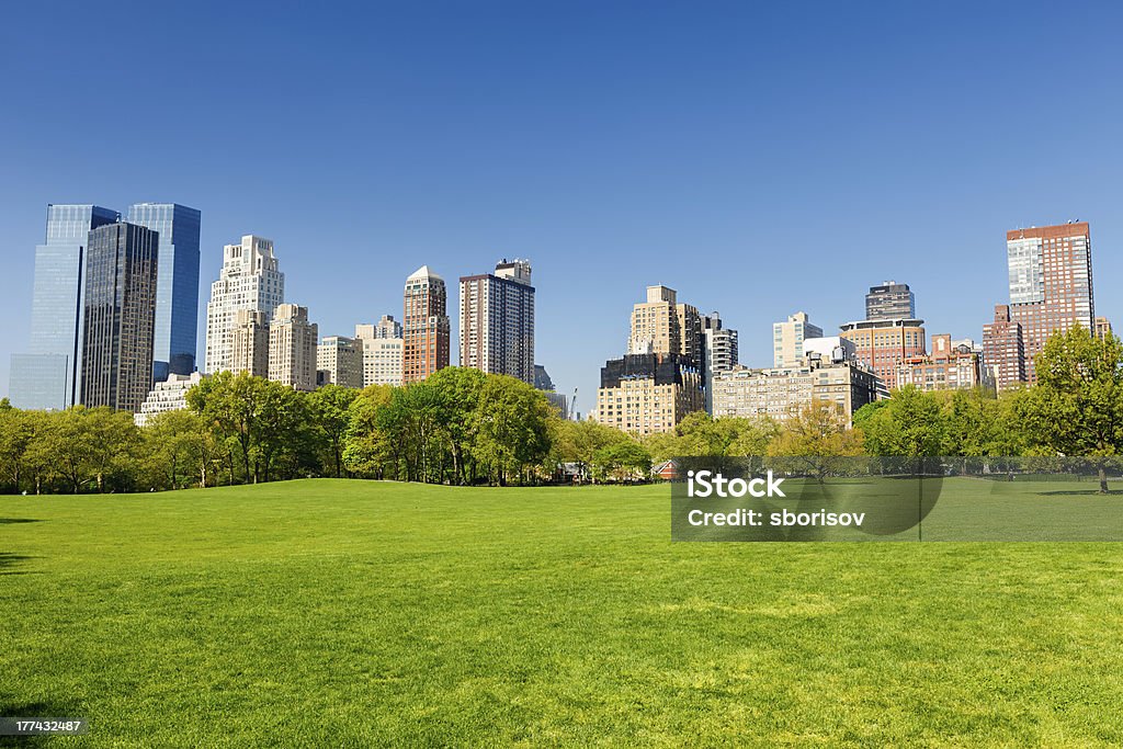 Central park al giorno di sole - Foto stock royalty-free di Central Park - Manhattan