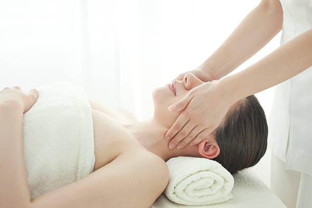 istock The beautician who massages a face 177432619