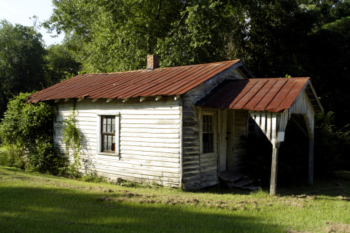 Old house in rural South Carolina.  - See lightbox for more