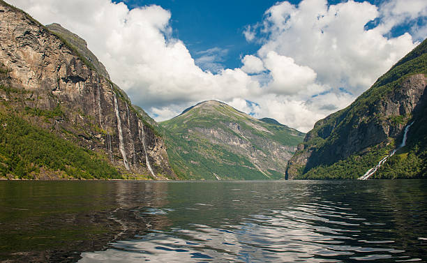 istock Geiranger fjord, Norway 177433834