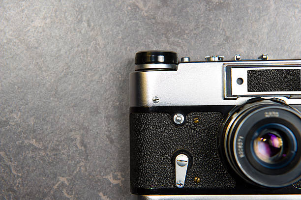 camera detail of a old rangefinder camera alte algarve stock pictures, royalty-free photos & images