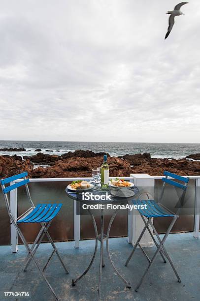 Al Fresco Almoço - Fotografias de stock e mais imagens de Alimentação Saudável - Alimentação Saudável, Ao Ar Livre, Café Esplanada