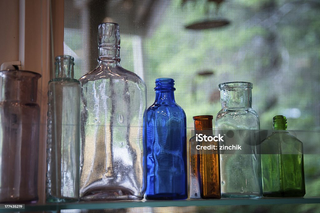 Bouteilles de verre vintage - Photo de Aliments et boissons libre de droits