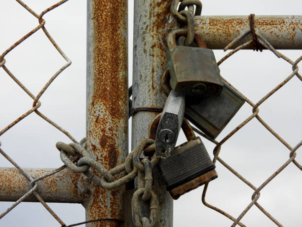 istock Sydney Airport Padlocks 1774365967