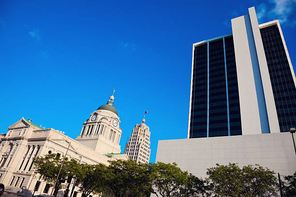 Old courthouse in the center of Fort Wayne "Old courthouse in South Bend, Indiana" south bend stock pictures, royalty-free photos & images