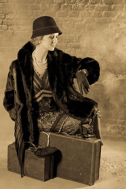 Waiting lady twenties style