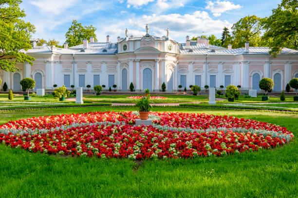 palacio chino en el parque oranienbaum (lomonosov), san petersburgo, rusia - villa rinaldi fotografías e imágenes de stock