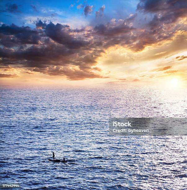 Fischer Boote Angeln Bei Sonnenuntergang Stockfoto und mehr Bilder von Varkala - Varkala, Abenddämmerung, Abenteuer