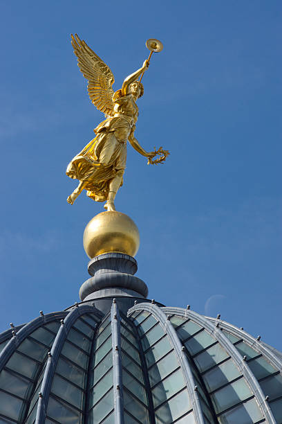 istock Gold angel in Dresden 177443202