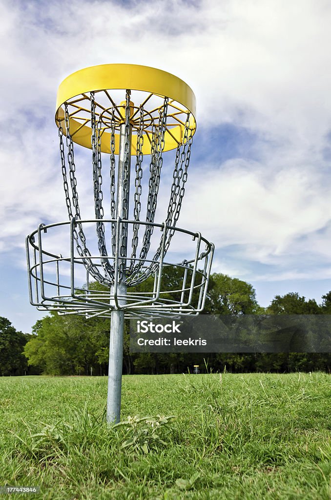 Disc golf hoyos - Foto de stock de Disc golf libre de derechos