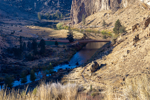 Smith rock state park in Oregon USA known for the climbing, ironic monkey face, variety of trails, and the striking rock formation providing beautiful scenery