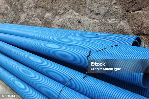 Foto de Tubo De Plástico e mais fotos de stock de Azul - Azul, Borracha - Material, Canal