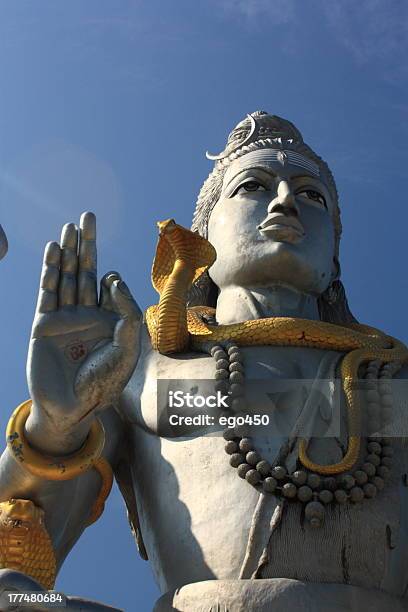 Shiva Estatua Foto de stock y más banco de imágenes de Aire libre - Aire libre, Arquitectura, Asia