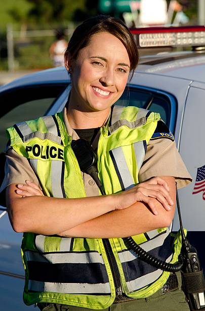 istock Female police officer 177491400