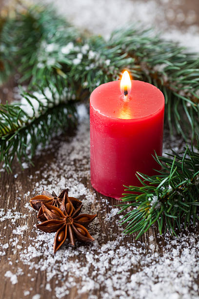 istock christmas candle and fir 177493009