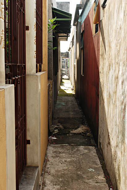 istock Narrow Urban Alley 177498535