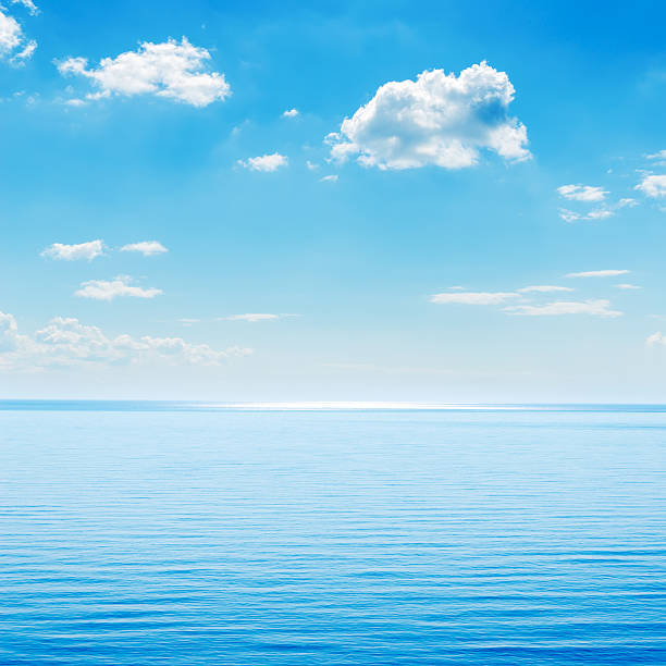 istock blue sea and cloudy sky over it 177499713