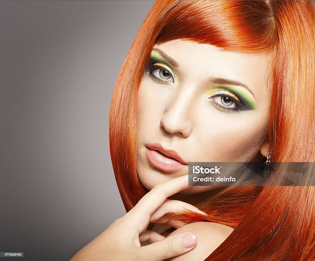 Capelli rossi donna - Foto stock royalty-free di Adulto