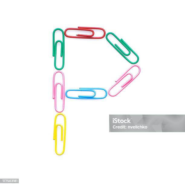 Litera P Wykonana Z Klipów - zdjęcia stockowe i więcej obrazów Alfabet - Alfabet, Bez ludzi, Biały