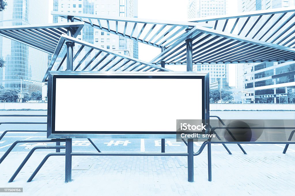 시내 금융 지구, 옥외 광고판 - 로열티 프리 전자 광고판 스톡 사진