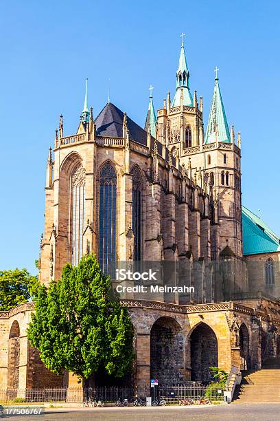 Catedral Hill Erfurt Con Cúpula De Turingia Alemania Foto de stock y más banco de imágenes de Aguja - Chapitel