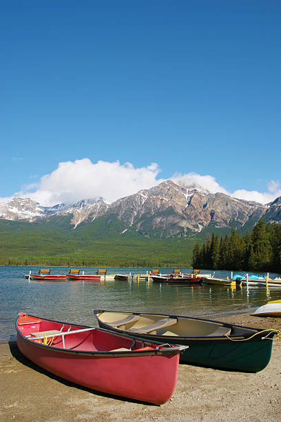 istock Canoes on shore in Jasper national park 177511254