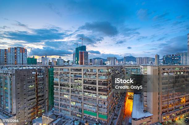 Estação Do Centro Da Cidade De Pôr Do Sol - Fotografias de stock e mais imagens de Ao Ar Livre - Ao Ar Livre, Apartamento, Arquitetura