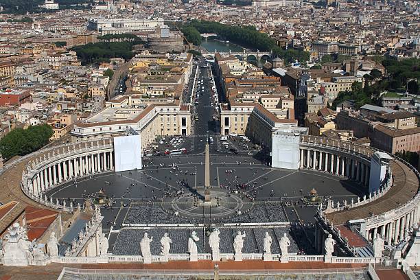 istock Saint Peters Square in Rome from above 177512455