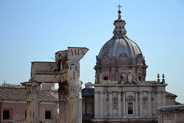 istock Santi Luca e Martina by Forum Romanum 177512831