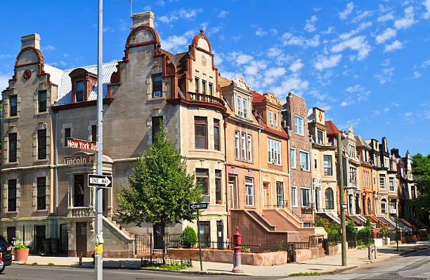 lincoln place & new york ave - brooklyn row house townhouse house foto e immagini stock