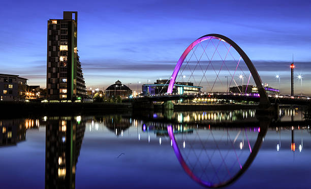 istock Illuminated Squinty Bridge crossing the River Clyde, Glasgow, Scotland 177517362