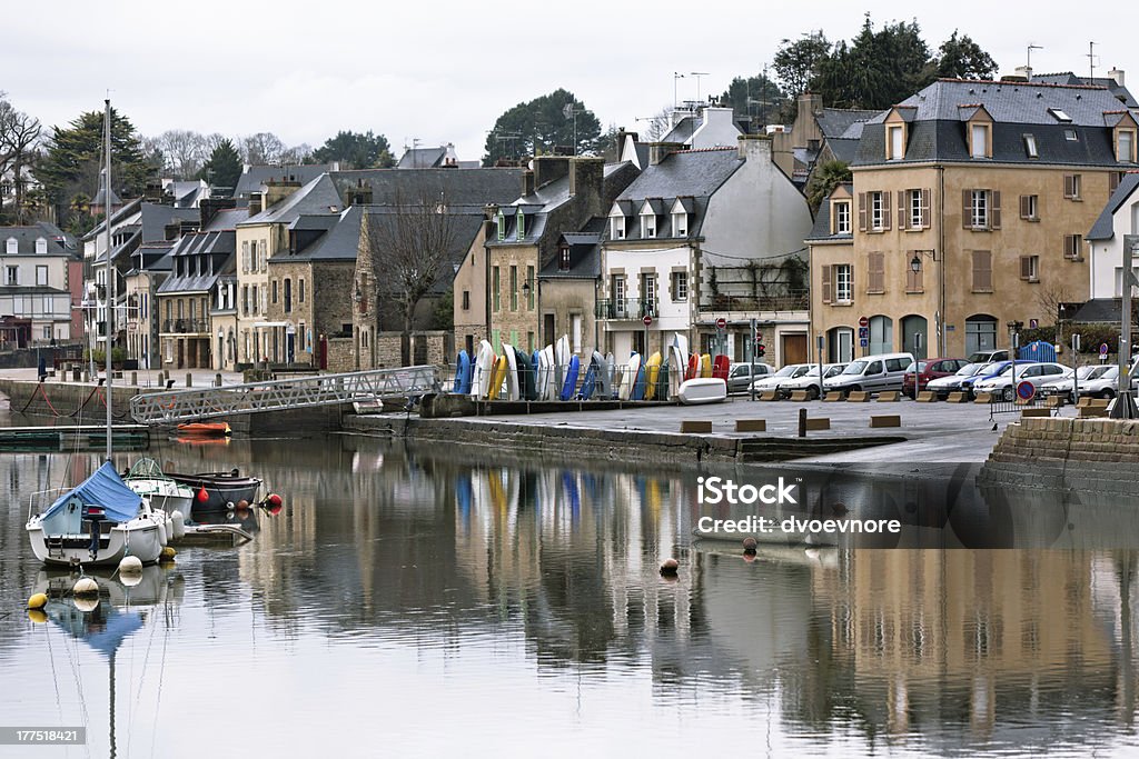 Terraplén Auray ciudad - Foto de stock de Auray libre de derechos