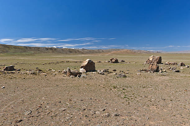 istock Altar in desert areas to the mountains 177520291