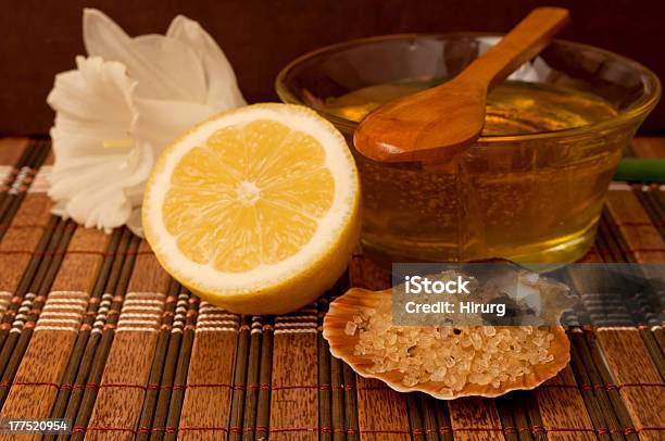 Lemon And Honey Aromatherapy Stock Photo - Download Image Now - Alternative Medicine, Alternative Therapy, Animal Shell