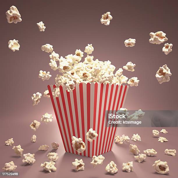 Popcorn Flying Stockfoto en meer beelden van Popcorn - Popcorn, Exploderen, Maïs - Gewas