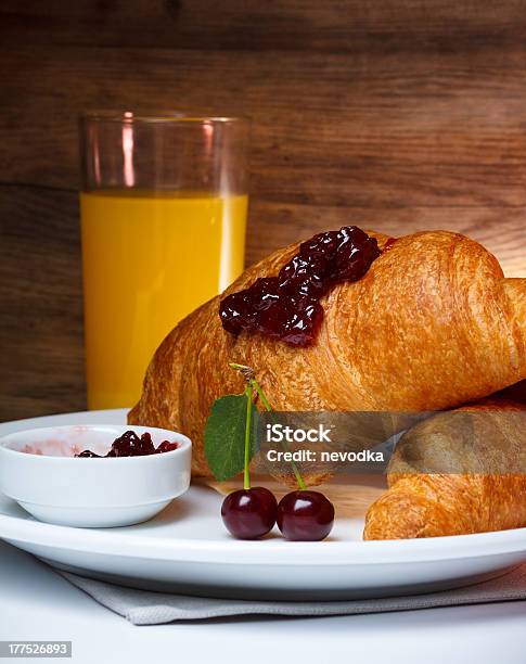 Завтрак И — стоковые фотографии и другие картинки Без людей - Без людей, Белый, Варенье