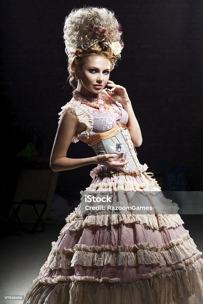 여자아이, 향수 - 로열티 프리 뷰스띠에 드레스 스톡 사진