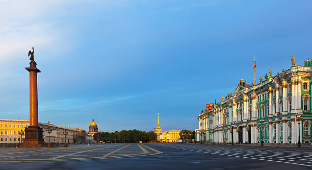 istock Palace Square in Saint Petersburg 177532505