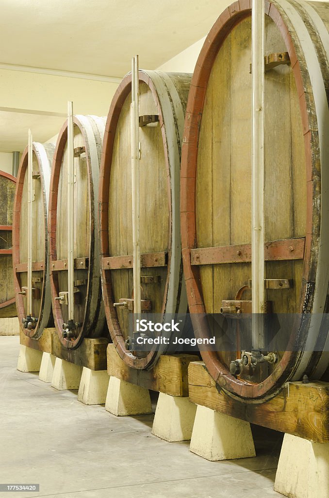 Bodega de vinos en Provence, Francia - Foto de stock de Agricultura libre de derechos