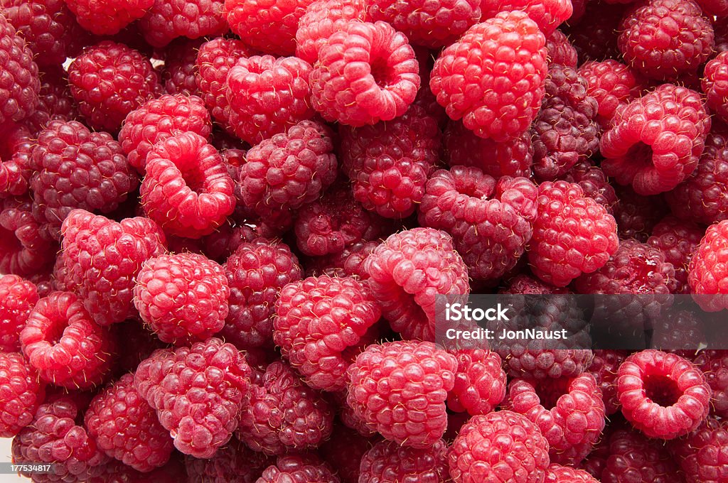 Background With Rapsberry Raspberry Background Stock Photo - Download Image Now - Backgrounds ...
