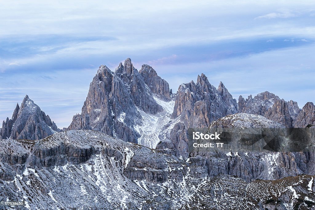 Dolomiti mountain - Foto stock royalty-free di Alba - Crepuscolo