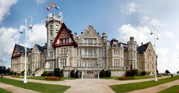 palácio de la magdalena - santander imagens e fotografias de stock