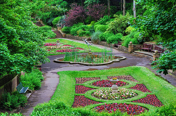 istock Ornament Italian Style Garden 177539162
