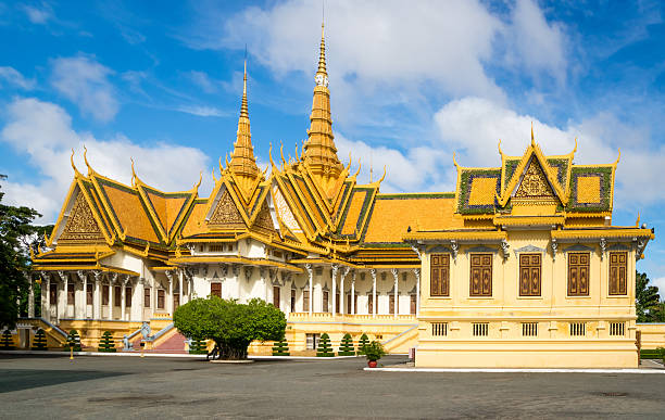 istock The Royal Palace in Phnom Penh 177539485
