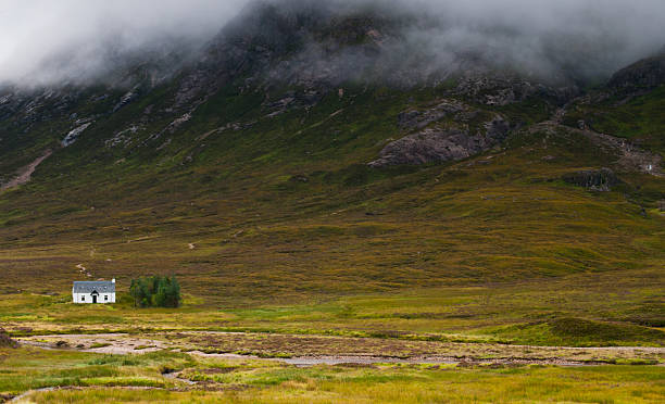 istock Buachaille Etive Mor cottage house 177542422