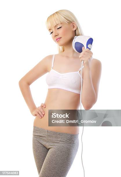 Mulher Bonita Usando Massager Sobre Fundo Branco - Fotografias de stock e mais imagens de Adulto - Adulto, Beleza, Bem-estar