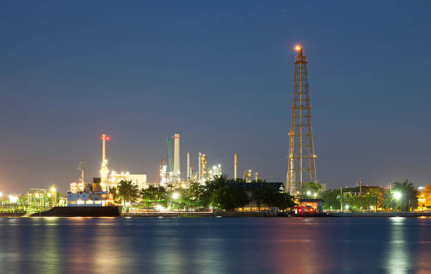 istock Oil refinery at twilight with river Bangkok Thailand 177549258